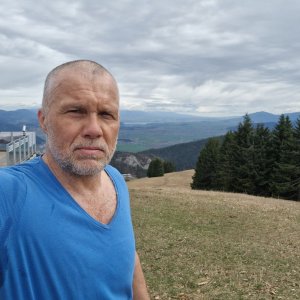 Rastislav Biarinec na vrcholu Malinné (6.4.2024 11:09)