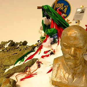 Jan Matiášek na vrcholu Pik Lenina (2.8.2017)