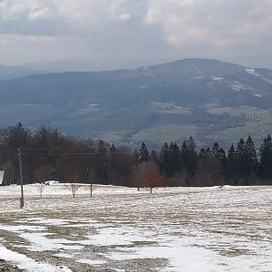 Jirka Zajko na vrcholu Bahenec (Kamenný vrch) (4.4.2023 9:05)