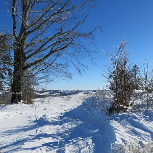 ZdenkaV na vrcholu Kamenec (14.2.2021)