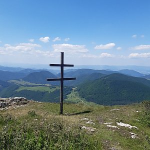 ZdenkaV na vrcholu Strážov (25.6.2023)