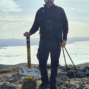 Jiří Gryz na vrcholu Pekelník (29.10.2022 12:13)