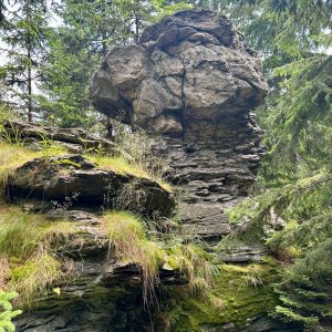 akam na vrcholu Pytlácké kameny (13.7.2025 12:09)