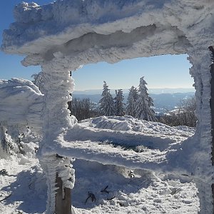 ZdenkaV na vrcholu Radegast - Z vrchol II (9.2.2023)