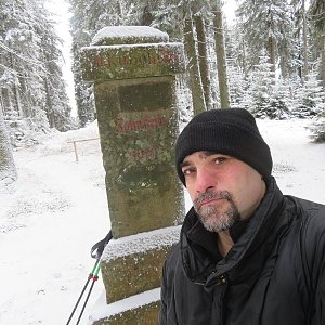 Daniel Ledl na vrcholu Srní vrch (14.1.2023 13:00)
