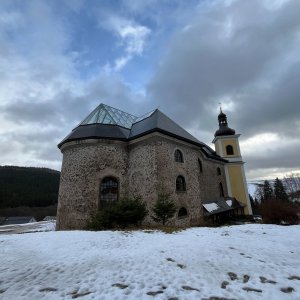 Mertelici na tripu na vrcholu Kostel Neratov (25.12.2023 13:03)