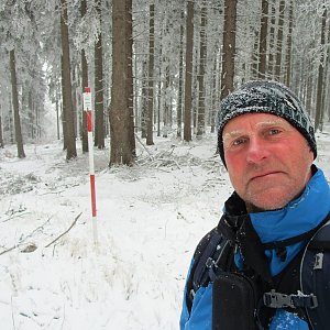 Michal Kříž na vrcholu Šerava (2.4.2022 10:11)