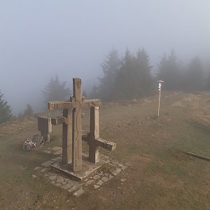 ZdenkaV na vrcholu Stratenec (6.11.2022 10:01)