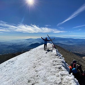 Martin Malý na vrcholu Pico de Orizaba (1.12.2021 9:30)