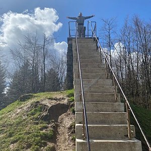 Ráďa Hojdís na vrcholu Signal de Botrange (16.4.2023 7:47)