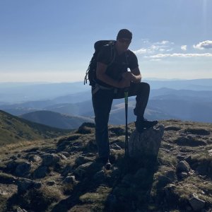 Petr Karmazín na vrcholu Malá Chochuľa (2023)