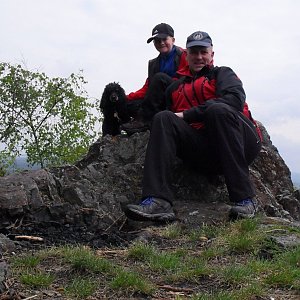 Michal Kříž na vrcholu Kámen (2.5.2015 20:17)